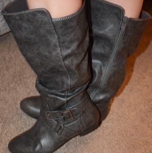 Women's size 7 boots